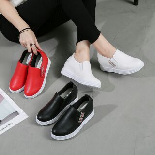 Giày sục thể thao độn đế 5 phân