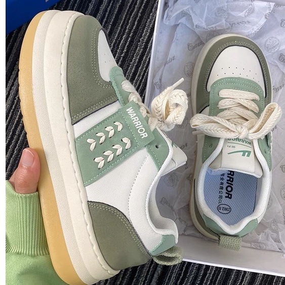 Giày Bánh Mì Độn Đế Uzzang Dây Đan