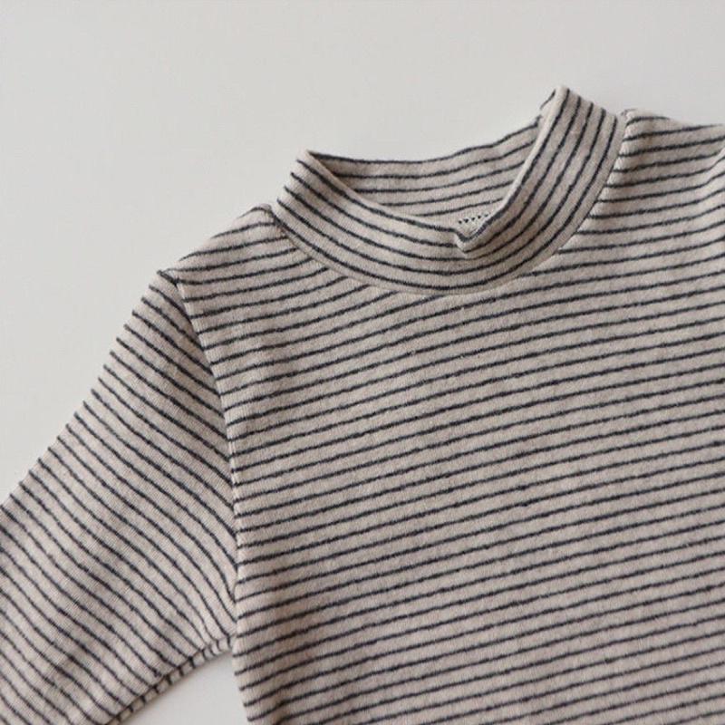 Set bodysuit kèm quần hoạ tiết kẻ ngang đáng yêu cho bé