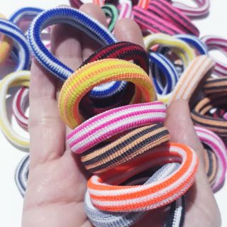Sỉ túi 48 sợi thun cột tóc sọc màu(1×5cm)