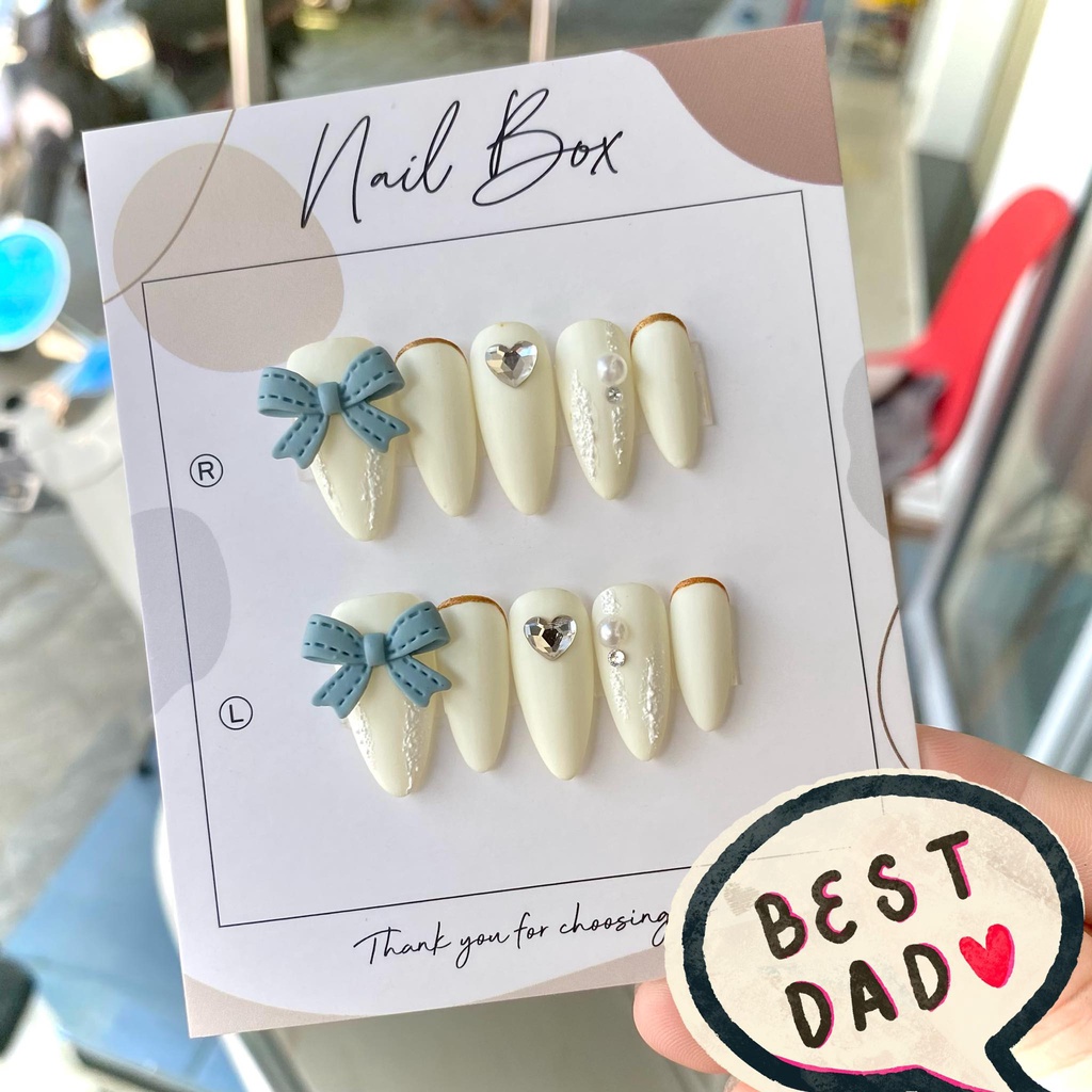 Nail box cho cô dâu xinh xắn