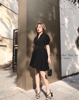 Váy cổ vest xếp ly