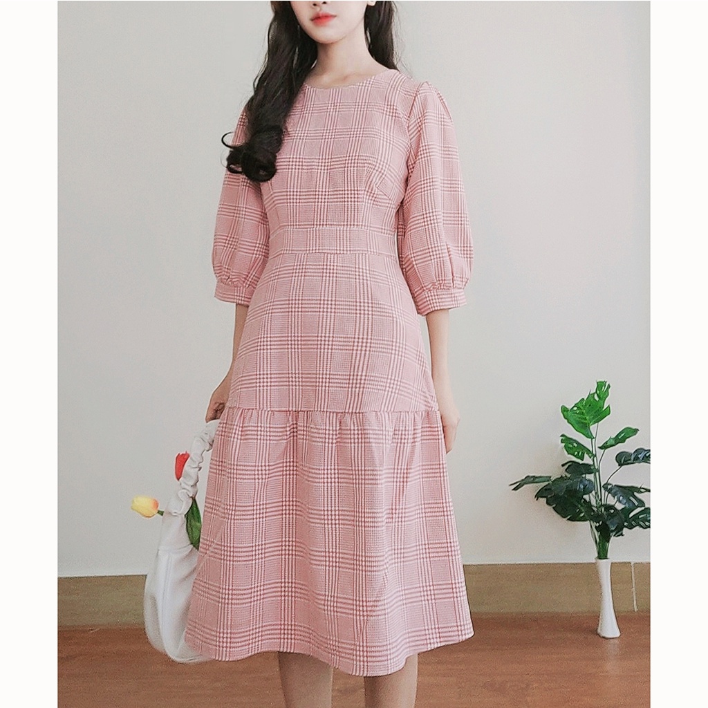 Đầm caro dạo phố, đầm công sở dáng xoè tay phồng RD008