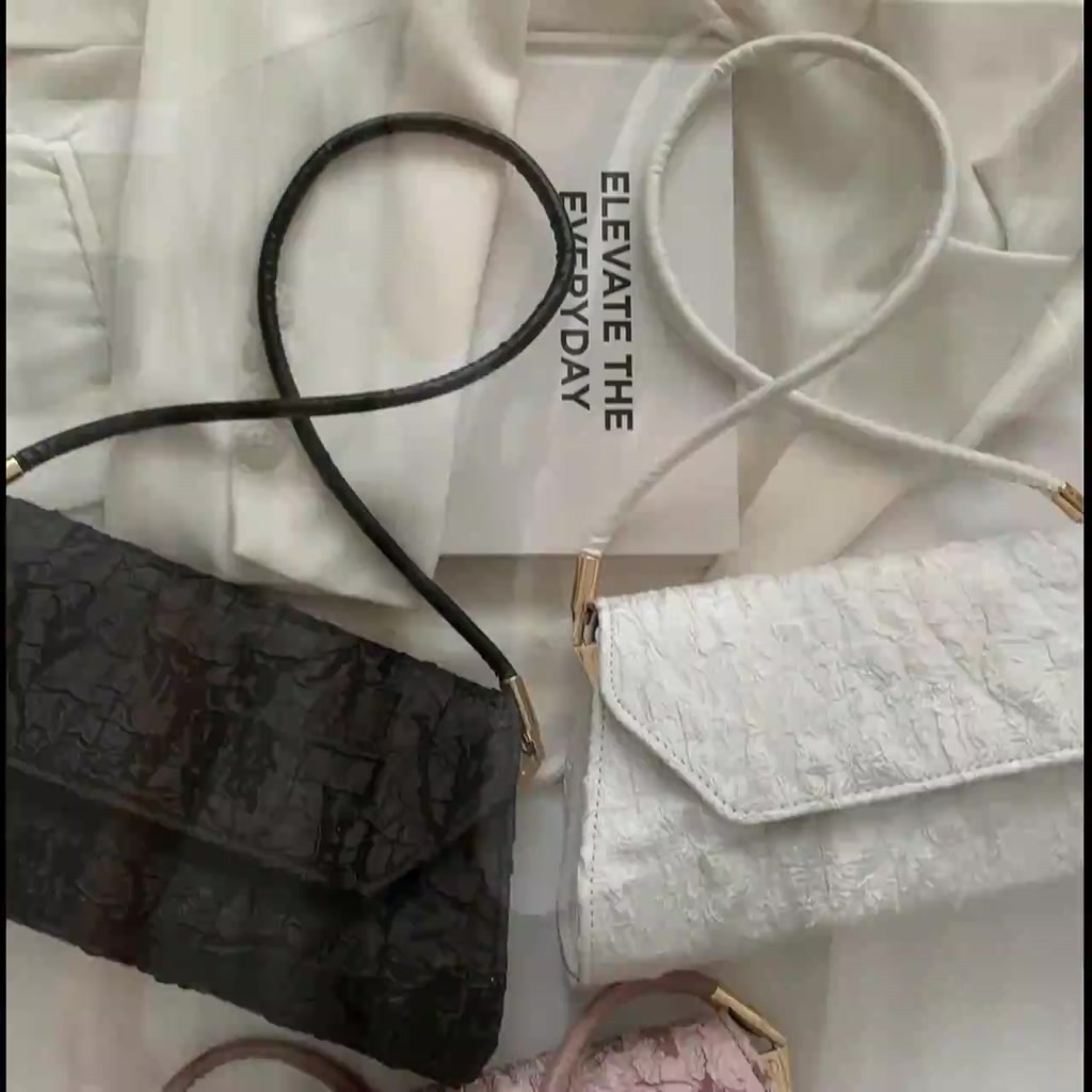 Túi Xách Nữ Đeo Vai Kiểu Nhỏ Gọn Hợp Thời Trang Cá Tính | BigBuy360 - bigbuy360.vn