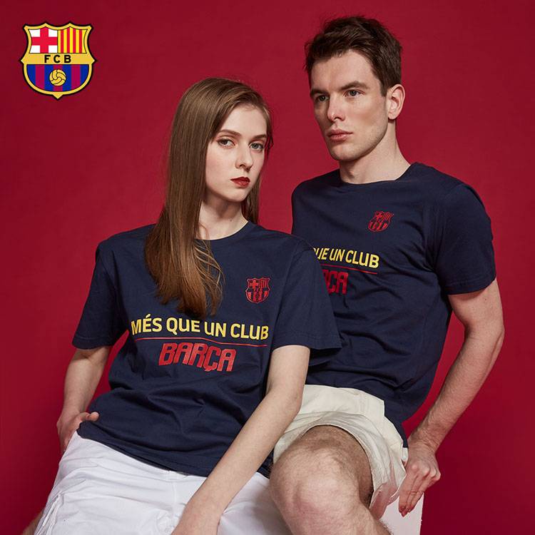 Áo thun tay ngắn cổ tròn in logo đội bóng Barcelona thời trang dành cho nam và nữ