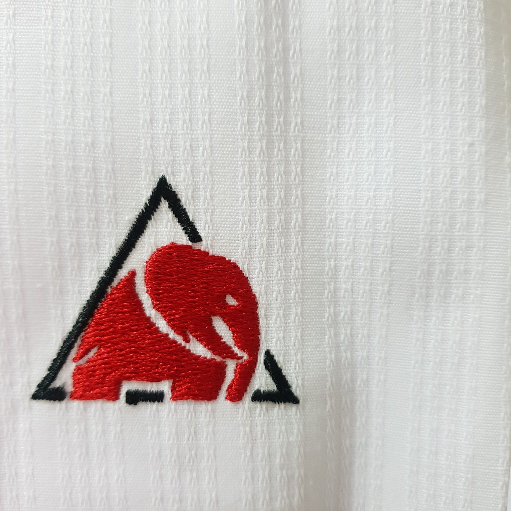 ĐỒ VÕ TAEKWONDO CAO CẤP ( HIỆU ELEPHANT INTERSPORTS UNIFORM) - LÂM BÁ.