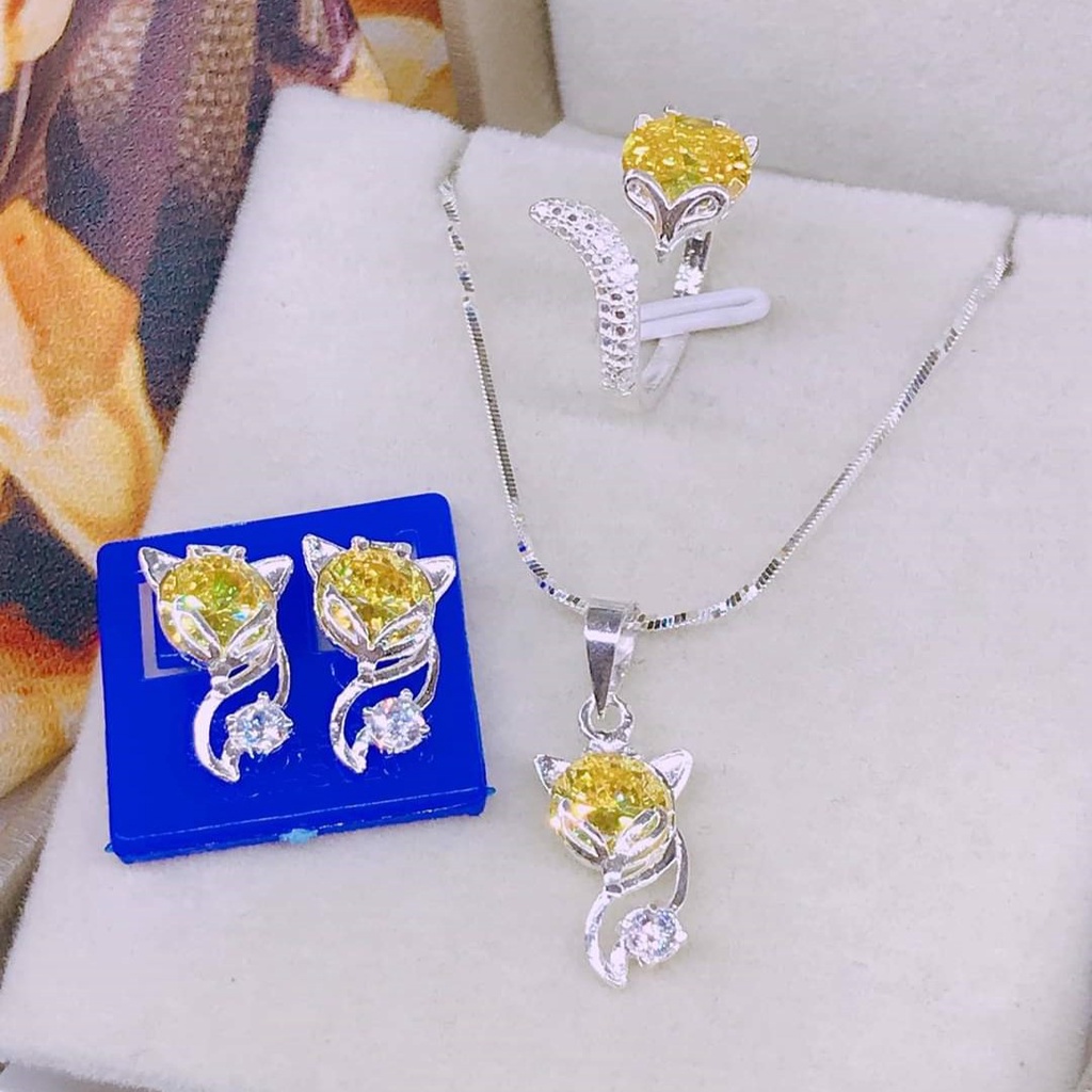 Sét trang sức hồ ly gắn đá phong thủy gồm dây chuyền nhẫn và bông tai, chất liệu bạc ta sang trọng nữ tính