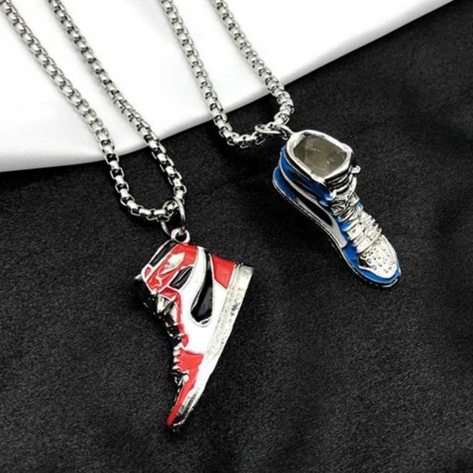 Dây Chuyền Vòng Cổ Nam Nữ Unisex Hình Giày Nike Jordan Chains Hip Hop Sneaker Chất Liệu Titan - Nike Jordan