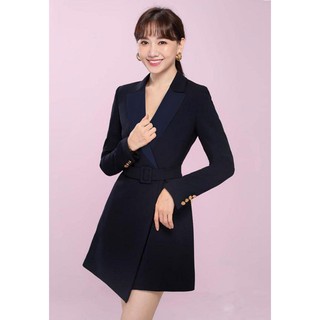 Đầm xòe cổ vest kèm belt sang trọng