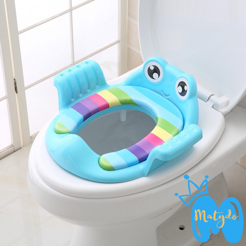 Bệ thu nhỏ bồn cầu có tay cầm cho bé tiện dụng bệ ngồi toilet vệ sinh cho bé từ 1 đến 6 tuổi