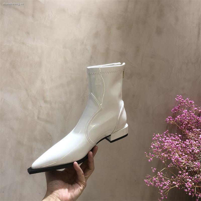 Giày bốt Martin cổ cao phong cách cá tính hợp thời trang cho nữ | BigBuy360 - bigbuy360.vn