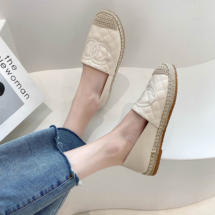 Giày lười đế bằng màu sắc trẻ trung năng động thời trang