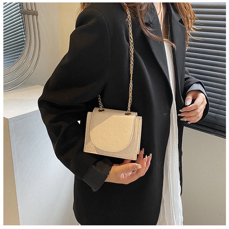 Túi Đeo Chéo Họa Tiết Dập Nổi Đơn Giản Mẫu Mới 2022 NB00354