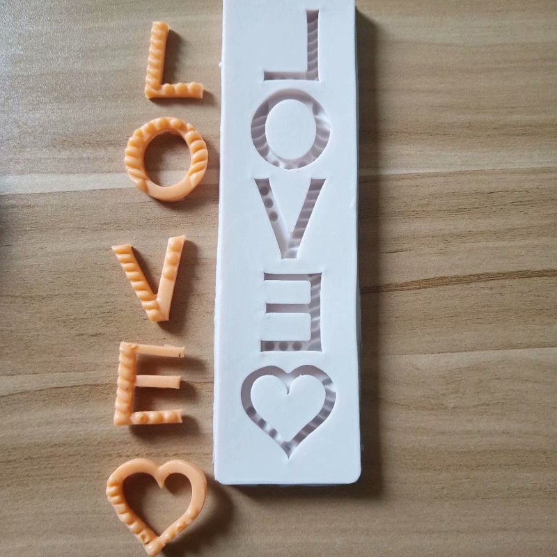 Khuôn silicone làm bánh hình trái tim / gấu/ LOVE 3D