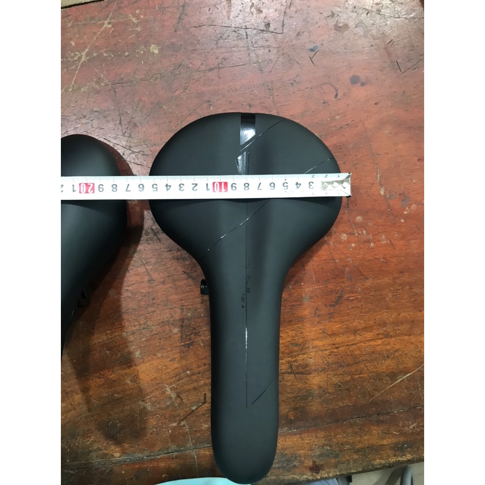 Yên Xe Đạp DKK Màu Sọc Đen Siêu Êm Đàn Hồi Tốt