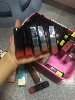 Son ruby còn 100c lấy hết 8k/1c