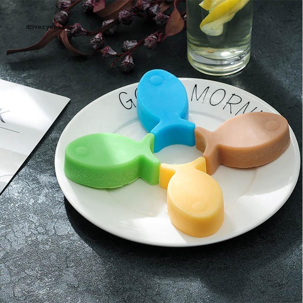 Khuôn silicone 4 ô làm bánh , xà phòng , sô cô la hình cá đáng yêu
