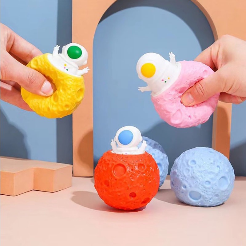 Thú squishy trốn trong cốc núp trong chuồng ngộ nghĩnh bóp tay đàn hồi xả stress cực mạnh troll giải trí vui