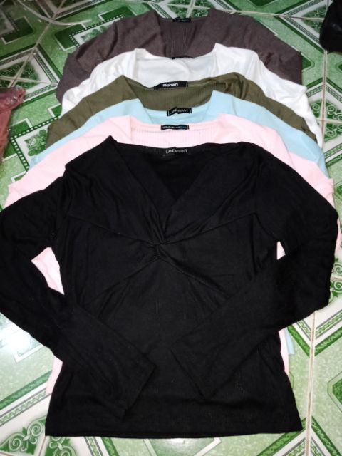 Áo len gân tay dài