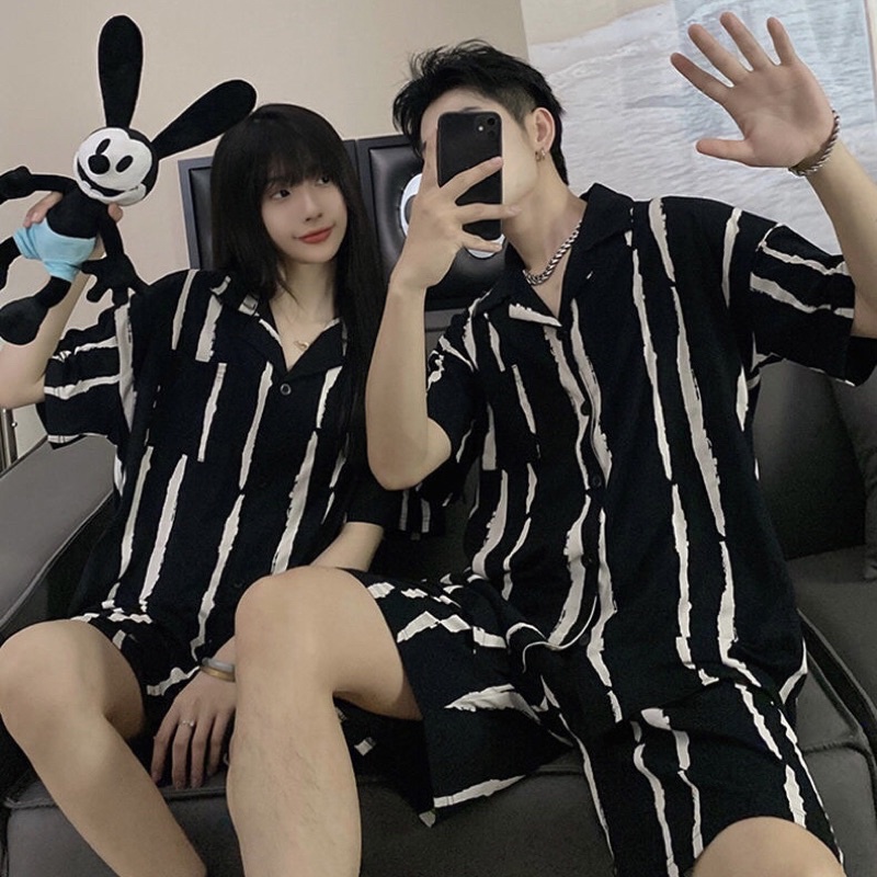 Bộ đồ ngủ nam nữ cộc tay kẻ vằn chất xịn siêu thoáng và thoải mái