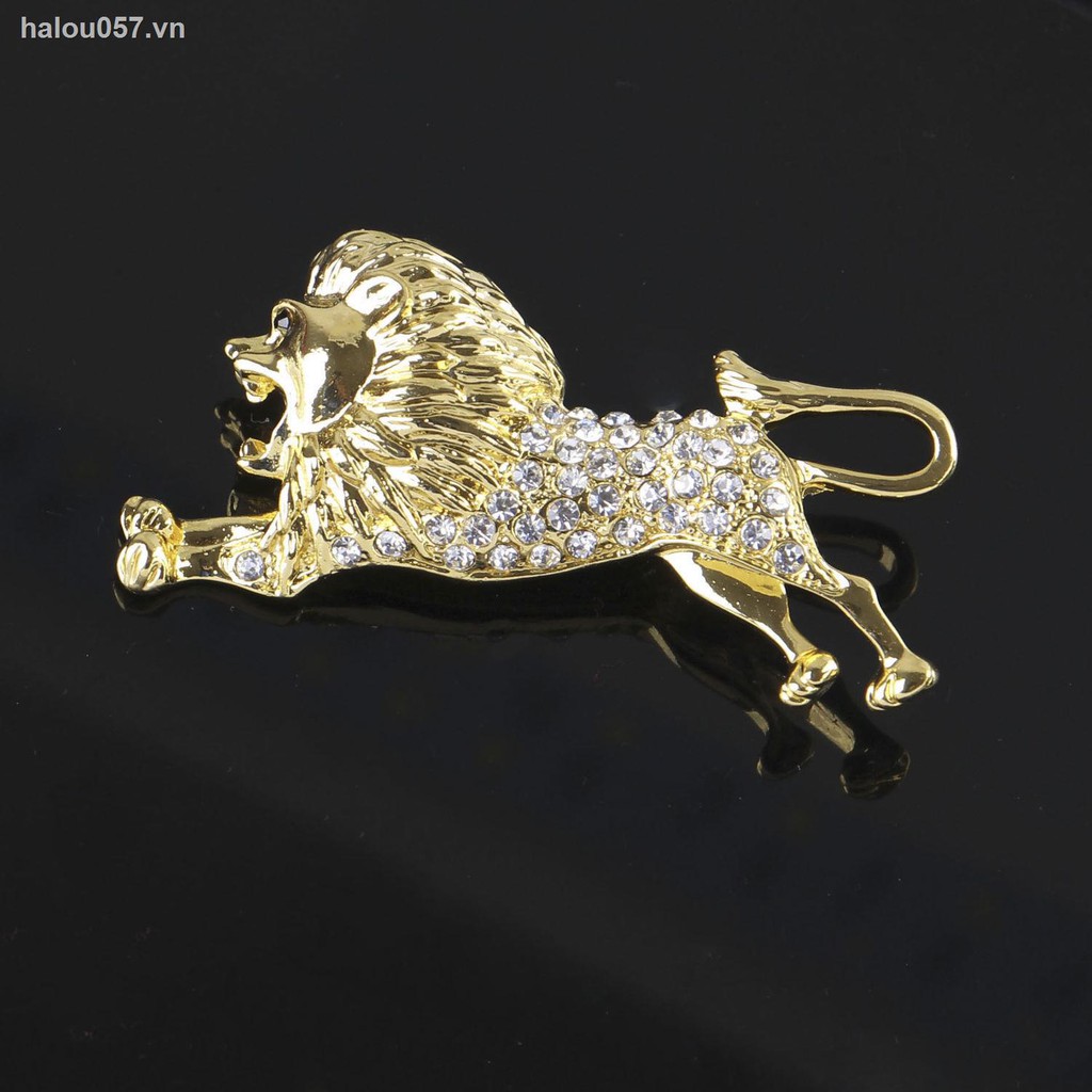 ✿Ready stock✿  Amazon product domineering lion brooch, dragon descendant of dragon, fashion men s western accessories