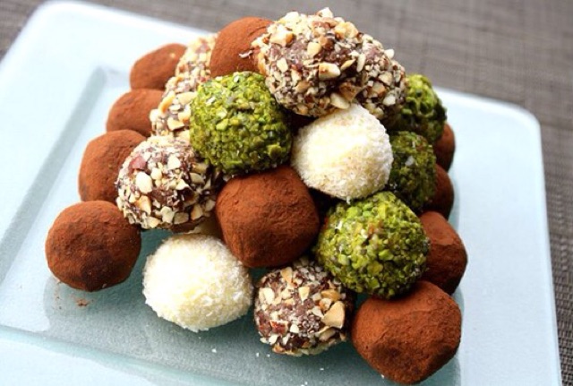 Socola đen/trắng Compound Grand Place 110g