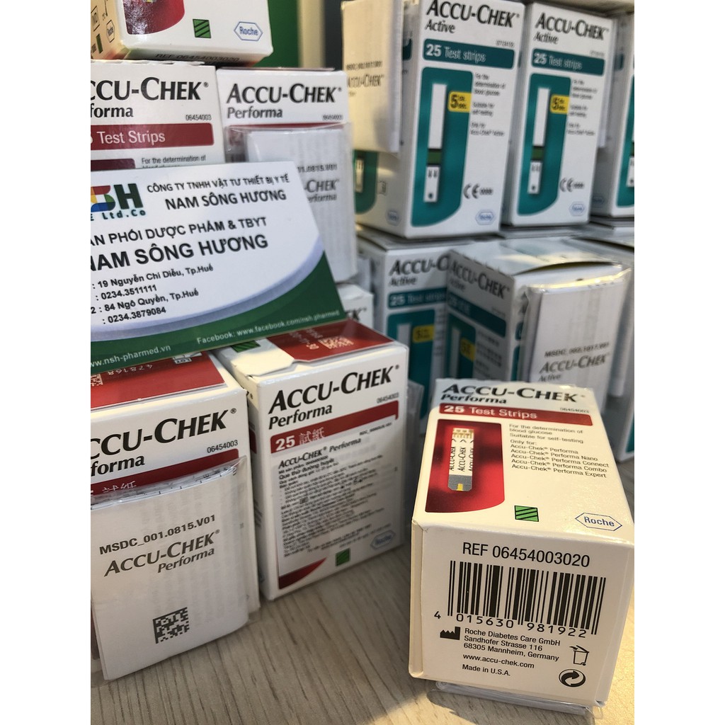 Que thử đường huyết Accu-chek Accuchek accu chek Performa 25 test của Mỹ