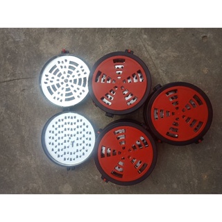 Khay, hộp đựng hướng muối có 2 loại