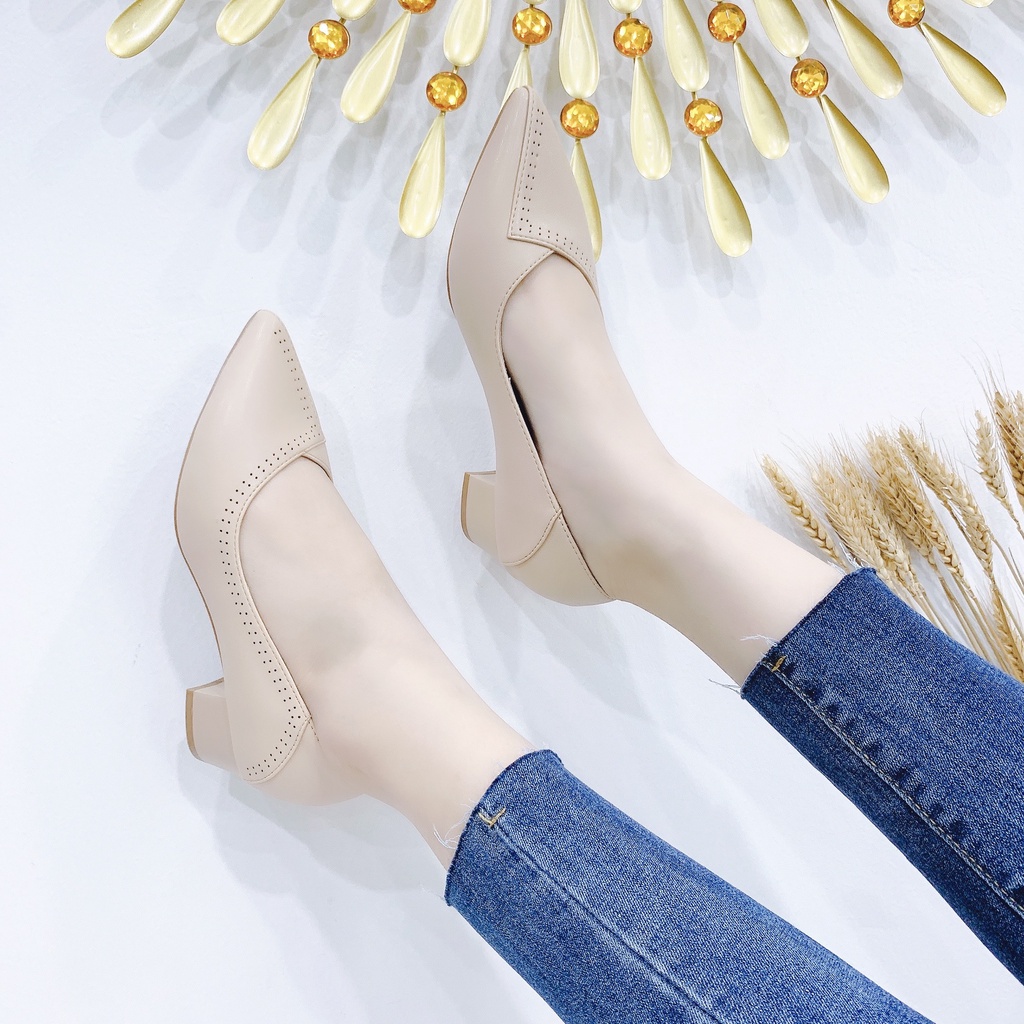 Giày cao gót khoét tim 3cm gót vuông thanh lịch - D809