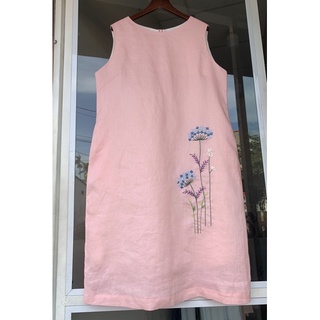 Đầm linen tưng premium thêu tay