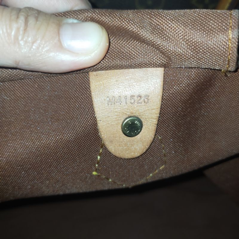 Túi xách si hiệu eo Vì