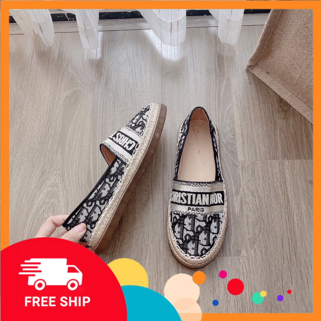 Giày Slipon thổ cẩm Dior