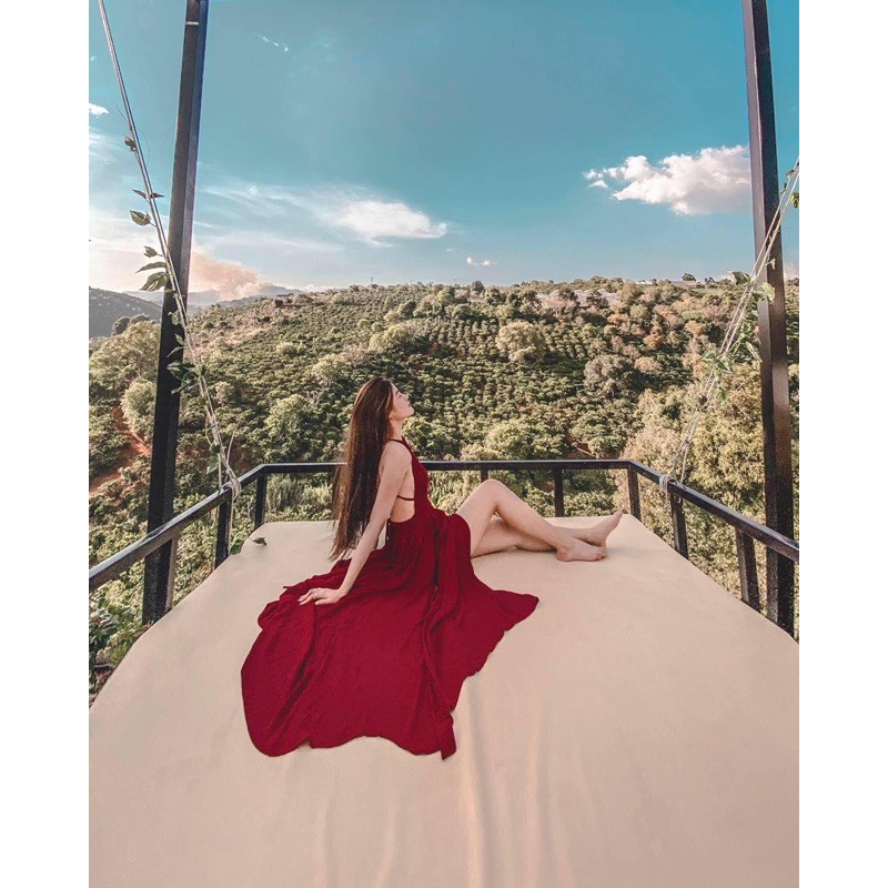 Váy maxi hở lưng