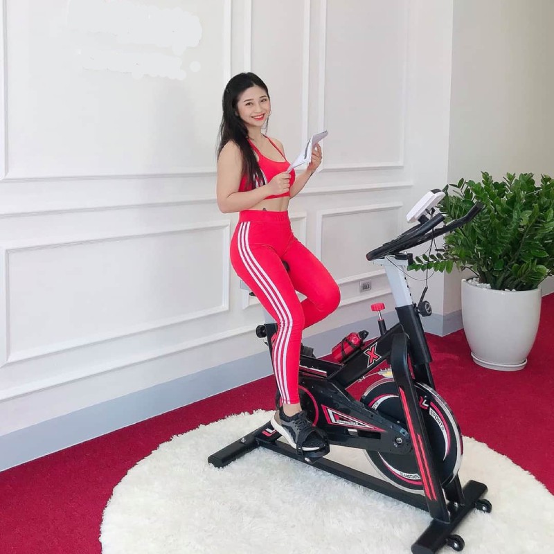 Xe đạp tập thể dục tại nhà Queen Sport X9 tặng bình nước +má phanh dự phòng + đo nhịp tim +đồng hồ 6 chỉ số +giá đỡ ipad