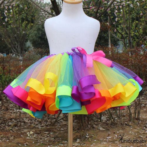 Váy xòe màu sắc cầu vồng dễ thương cho bé gái
