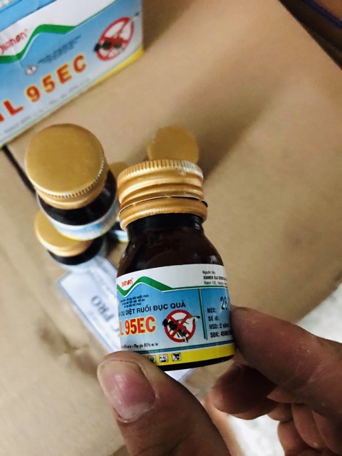 Thuốc dẫn dụ ruồi đục quả FLYKIL 95EC (20ml) - Tặng kèm 2 bẫy ruồi