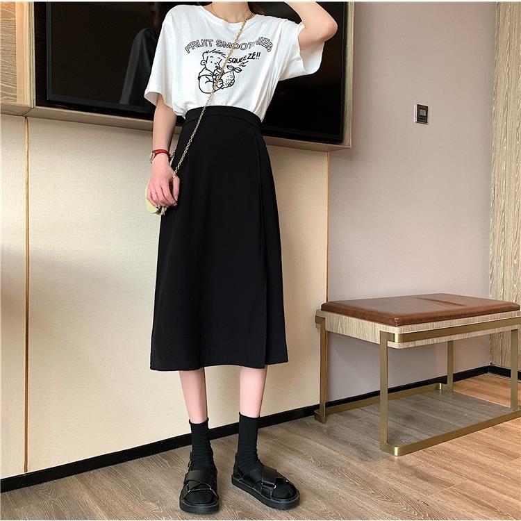 Chân váy chữ A xẻ tà thời trang trẻ trung cho nữ