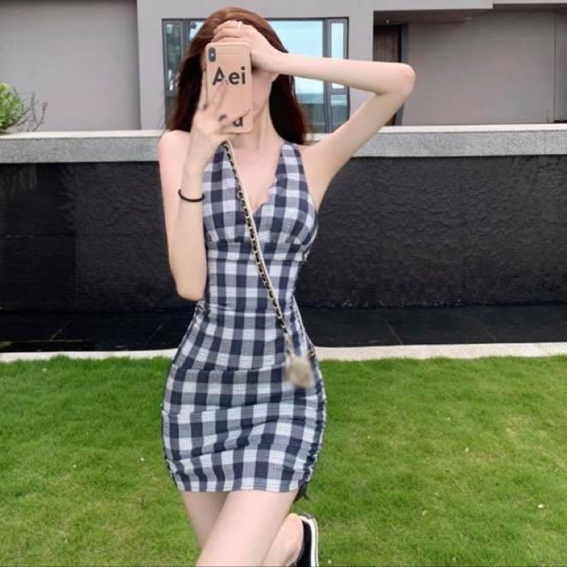 Đầm kiểu ba lỗ ngắn nữ hở lưng đan chéo sát nách sọc caro dây rút hông - Order taobao quảng châu