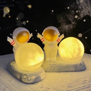 Đèn ngủ để bàn hình du hành vũ trụ mặt trăng trang trí phòng dễ thương