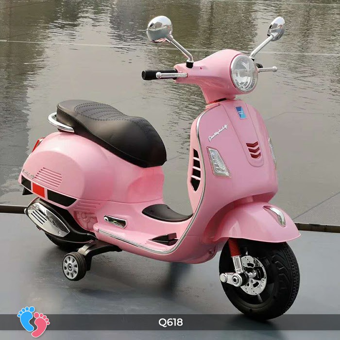 [giá rẻ] Xe máy điện trẻ em cao cấp VESPA Q618 ( Động cơ 12V, Bình ắc quy:2 bình 6V4.5AH)