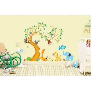 Decal dán tường VƯỜN BÁCH THÚ TO NHẤT
