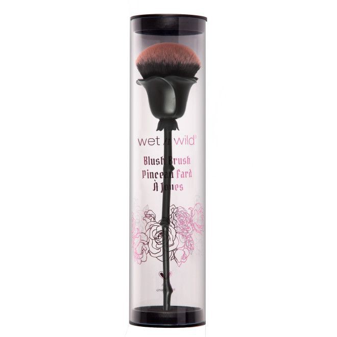 Cọ Wet N Wild Rebel Rose Brush.