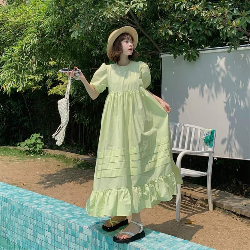 Váy maxi cổ tròn dáng dài xoè đuôi bèo tay bồng