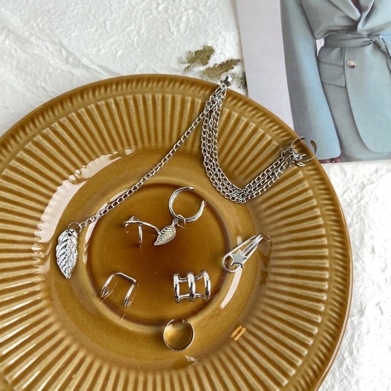 Set 7 Khuyên Tai / Môi / Kẹp Vành Tai Không Xỏ Lỗ Phối Tua Rua Thời Trang Cho Nữ