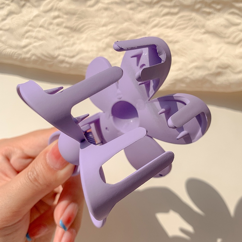 Kẹp tóc hình bông hoa nhám màu trơn xinh xắn