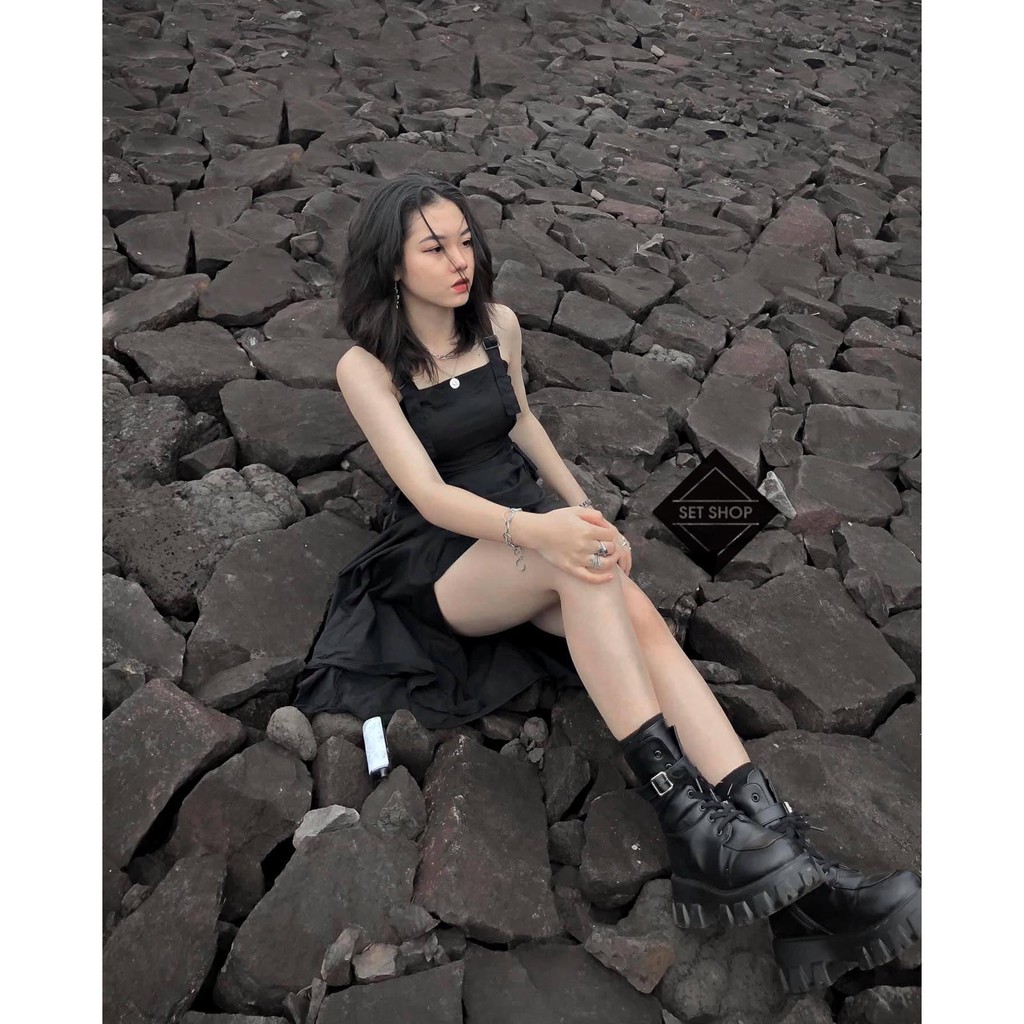 Váy hai dây tầng cực tôn dáng - Váy hai dây bản to đen Bape lệch tầng bèo có dây rút bụng chỉnh eo freesize | BigBuy360 - bigbuy360.vn