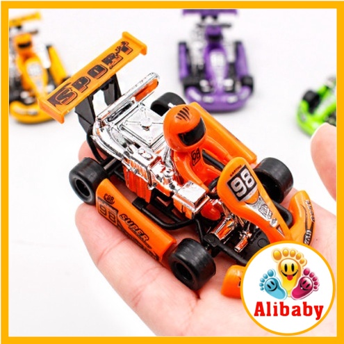 Đồ chơi trẻ em xe đua F1 mini kéo lùi chạy cót nhiều màu chó bé E741
