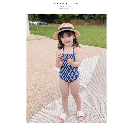 Đồ bơi liền thân cho bé gái