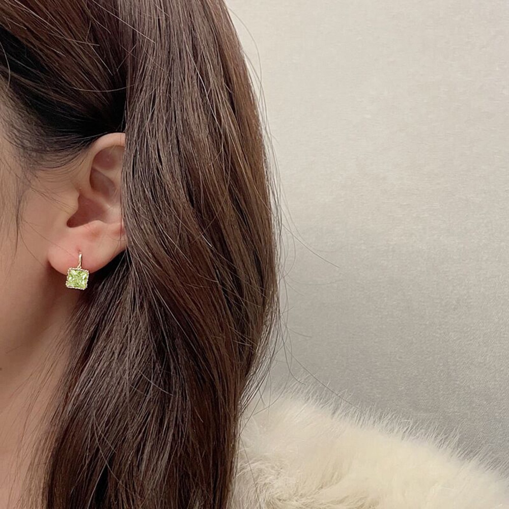 1 Đôi Bông Tai mini Hình Vuông Đính Đá Zircon Đơn Giản Thời Trang Cho Nữ