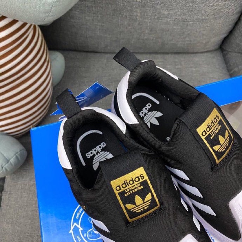 giày adidas đen